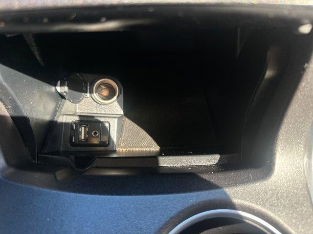2015 Toyota Camry 4dr Sdn I4 Auto LE (SE)