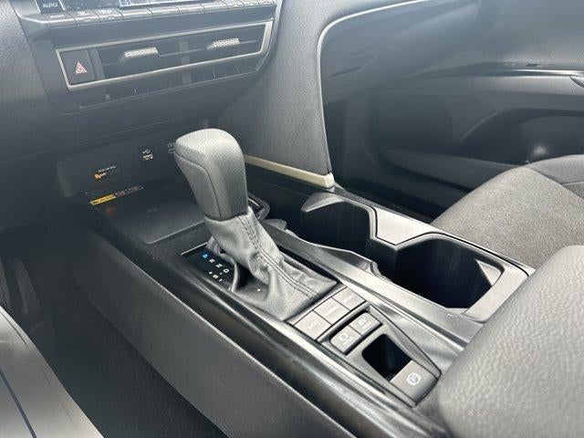 2025 Toyota Camry LE (Natl)