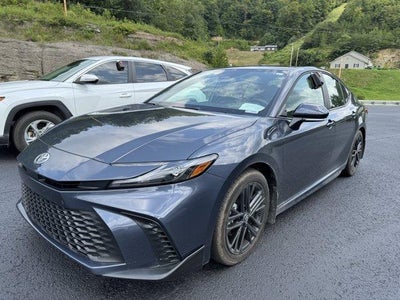 2026 Toyota Camry SE (Natl)