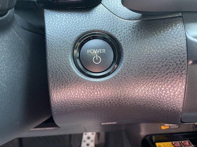 2025 Toyota Camry XSE (Natl)