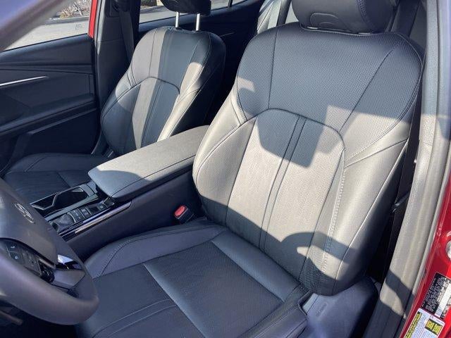 2025 Toyota Camry XSE (Natl)