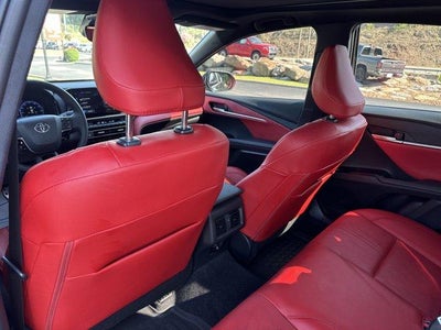 2025 Toyota Camry XSE AWD (Natl)