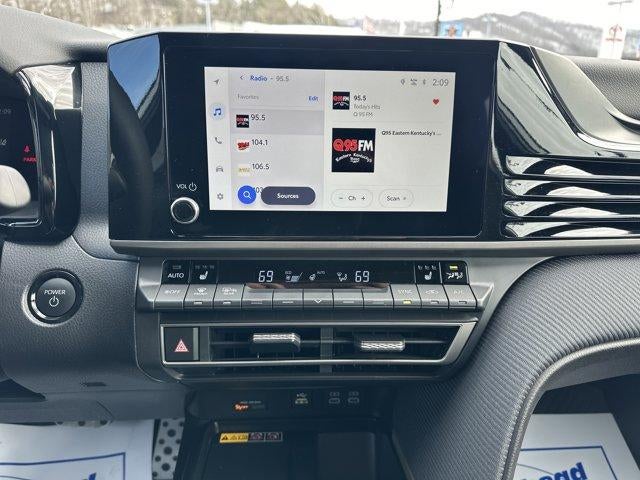 2026 Toyota Camry Nightshade AWD (Natl)