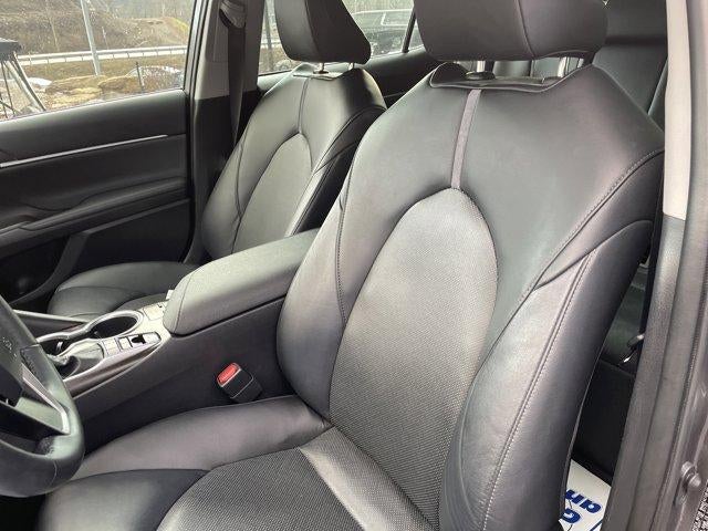 2022 Toyota Camry Hybrid XLE CVT (Natl)