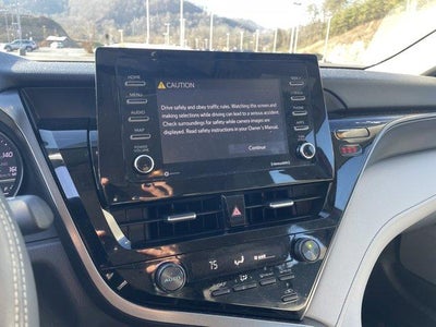 2021 Toyota Camry SE Auto AWD (Natl)