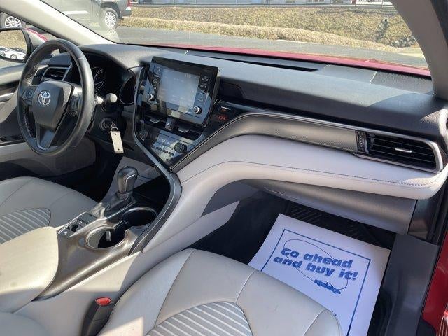 2021 Toyota Camry SE Auto AWD (Natl)