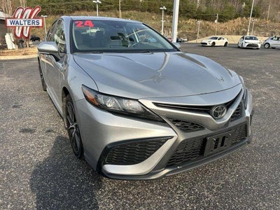 2024 Toyota Camry SE Auto AWD (Natl)