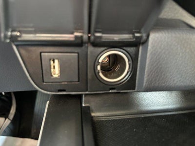 2024 Toyota Camry SE Auto AWD (Natl)