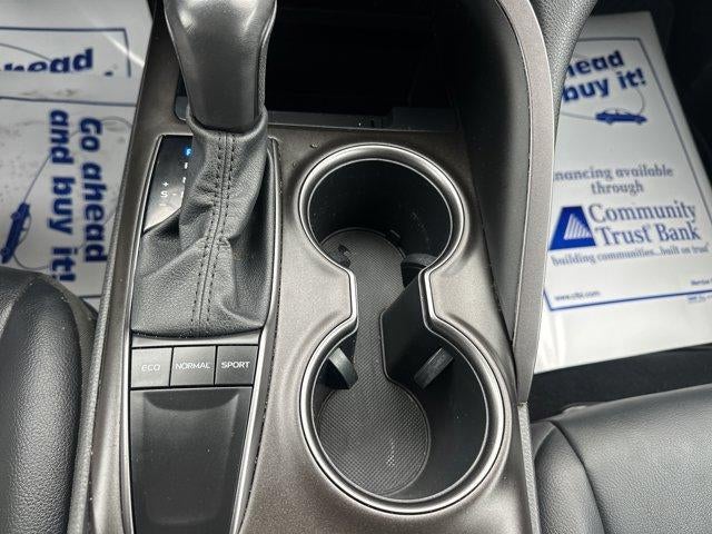 2023 Toyota Camry SE Auto (Natl)