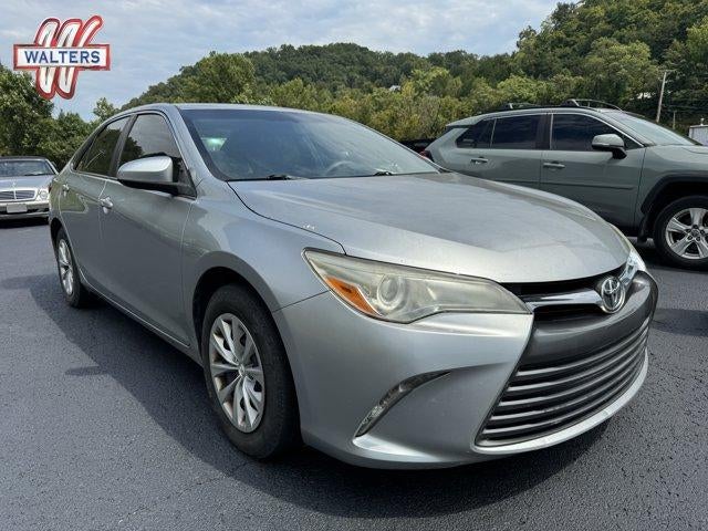 2015 Toyota Camry 4dr Sdn I4 Auto LE (SE)