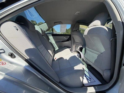 2015 Toyota Camry 4dr Sdn I4 Auto LE (SE)