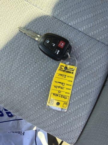 2015 Toyota Camry 4dr Sdn I4 Auto LE (SE)