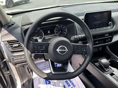 2024 Nissan Rogue FWD SV