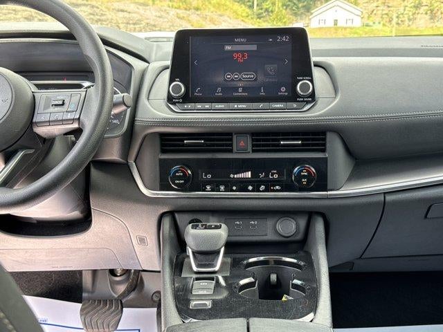 2024 Nissan Rogue FWD SV