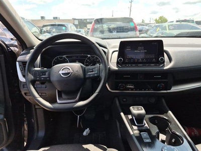 2025 Nissan Rogue AWD SV