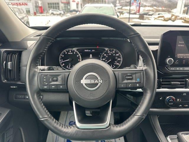 2024 Nissan Pathfinder SV 2WD