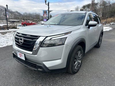 2024 Nissan Pathfinder SV 2WD