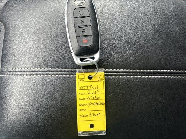 2024 Nissan Pathfinder SV 2WD