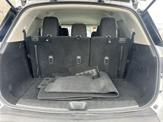 2024 Nissan Pathfinder SV 2WD