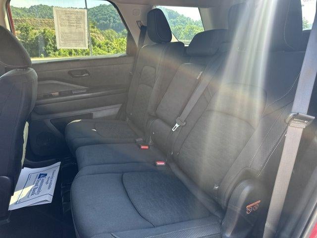 2023 Nissan Pathfinder SV 4WD