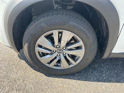 2025 Nissan Pathfinder SV 4WD