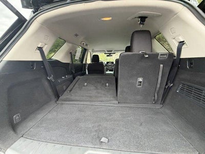 2025 Nissan Pathfinder SV 4WD