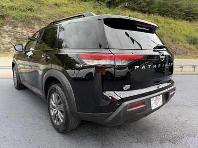 2025 Nissan Pathfinder SV 4WD