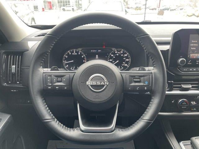 2024 Nissan Pathfinder SV 4WD