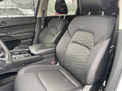 2024 Nissan Pathfinder SV 4WD