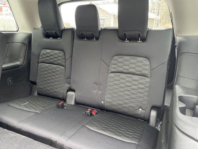 2024 Nissan Pathfinder SV 4WD