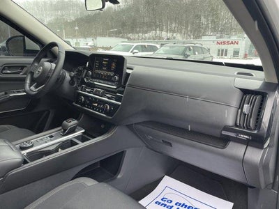 2024 Nissan Pathfinder SV 4WD