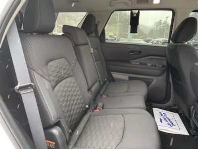 2024 Nissan Pathfinder SV 4WD