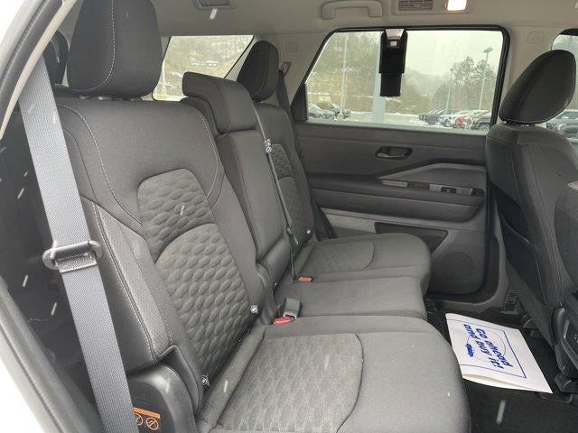 2024 Nissan Pathfinder SV 4WD