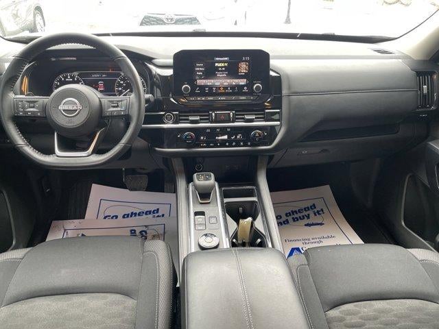 2024 Nissan Pathfinder SV 4WD