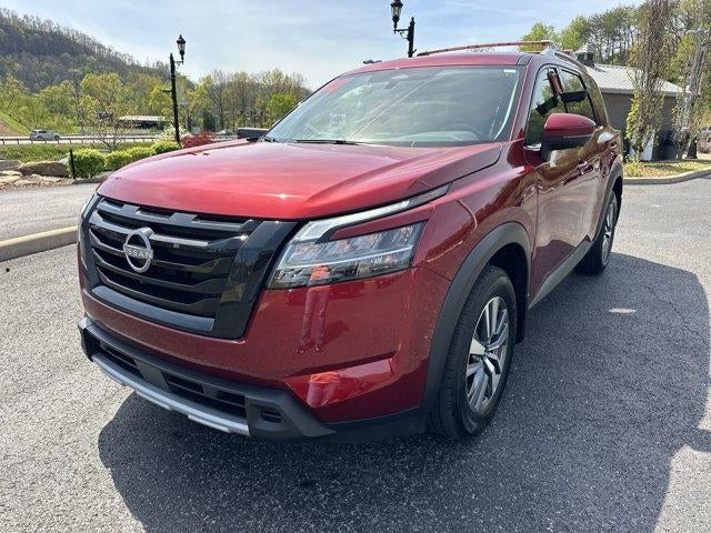2024 Nissan Pathfinder SL 2WD