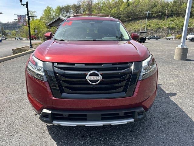 2024 Nissan Pathfinder SL 2WD