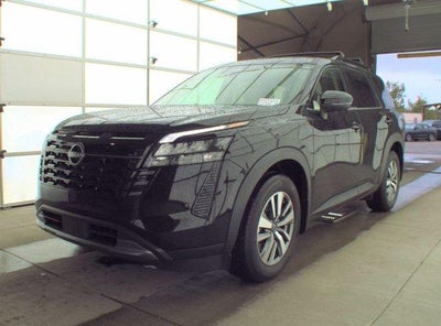 2026 Nissan Pathfinder SL 4WD