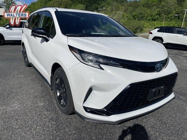 2025 Toyota Sienna XSE AWD 7-Passenger (Natl)