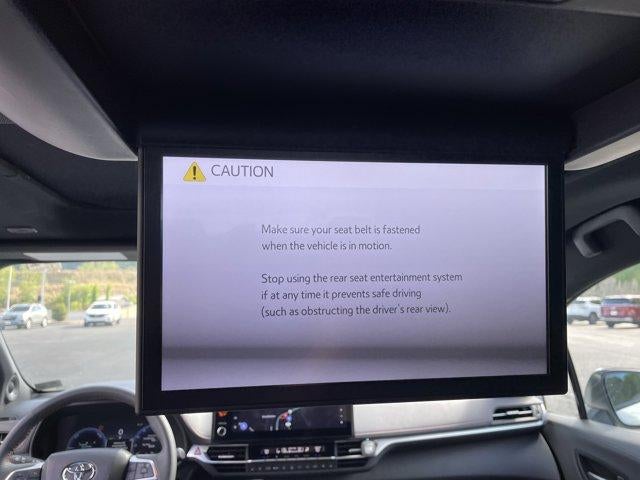 2025 Toyota Sienna XSE AWD 7-Passenger (Natl)