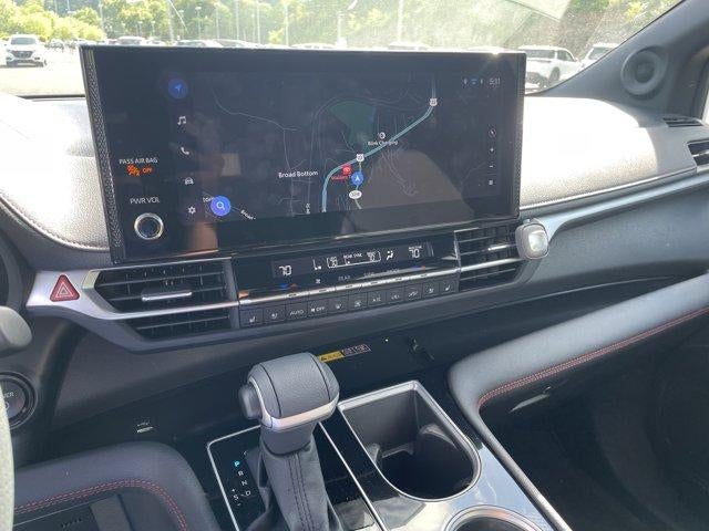 2025 Toyota Sienna XSE AWD 7-Passenger (Natl)
