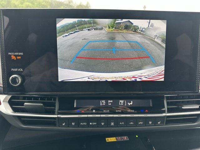 2025 Toyota Sienna XSE AWD 7-Passenger (Natl)