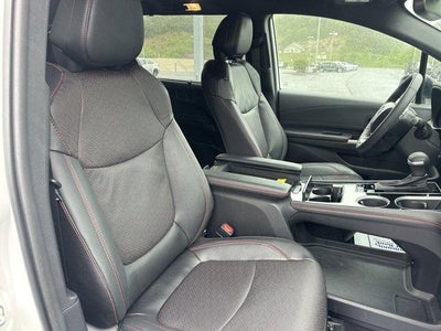2025 Toyota Sienna XSE AWD 7-Passenger (Natl)