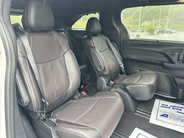 2025 Toyota Sienna XSE AWD 7-Passenger (Natl)