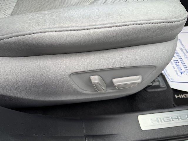 2020 Toyota Highlander Limited AWD (Natl)
