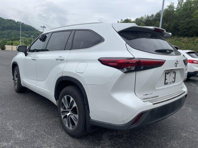 2022 Toyota Highlander XLE AWD (Natl)