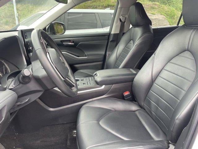 2022 Toyota Highlander XLE AWD (Natl)