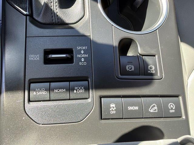 2021 Toyota Highlander XLE AWD (Natl)
