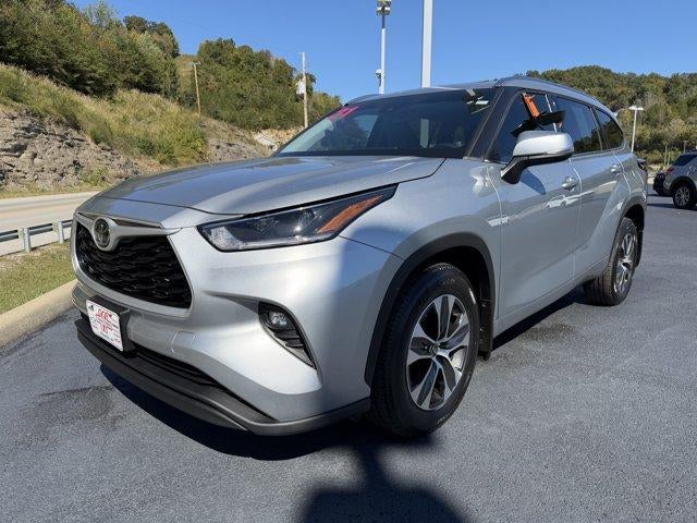 2021 Toyota Highlander XLE AWD (Natl)