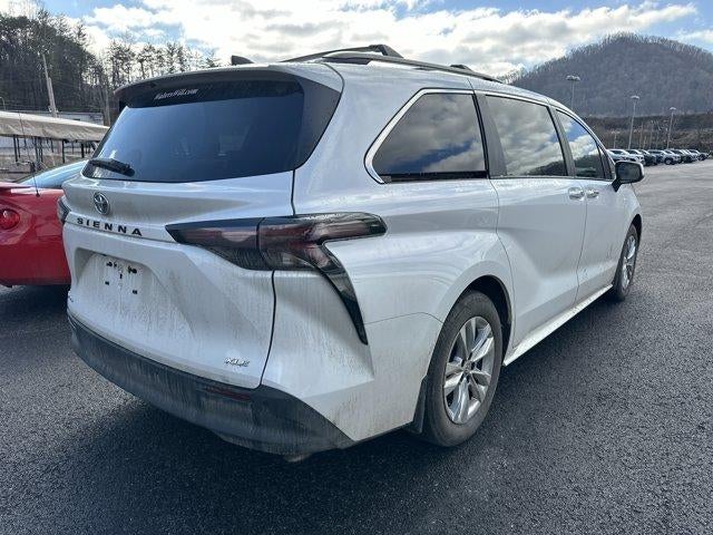 2025 Toyota Sienna XLE AWD 7-Passenger (Natl)