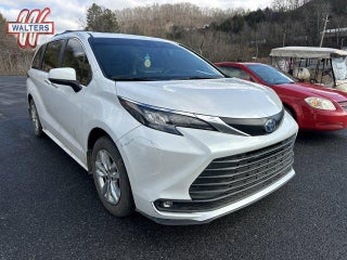 2025 Toyota Sienna XLE AWD 7-Passenger (Natl)